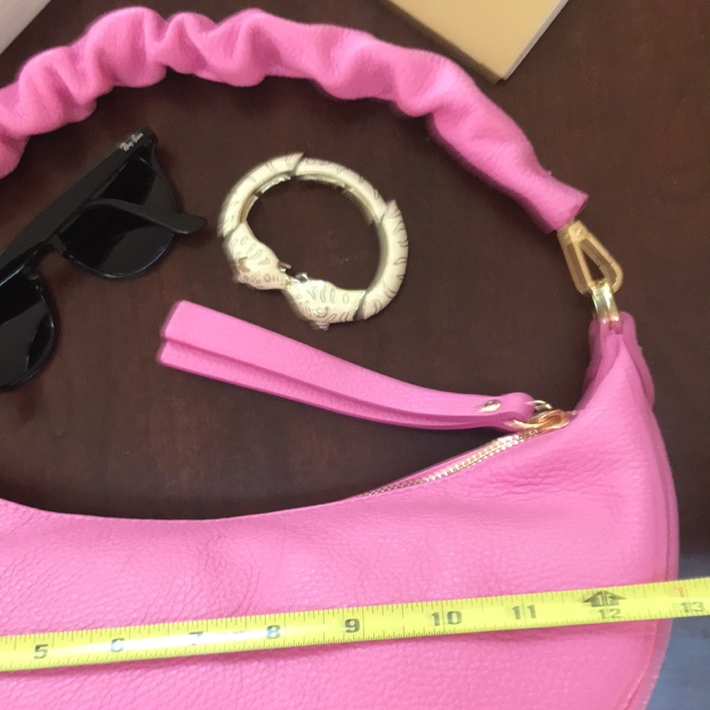 Ultra Pink Italian Leather Crescent / Sling Shoulder Bag - Picture 6 of 12